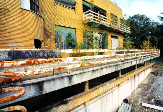 VILLA CAVROIS DETAIL 4