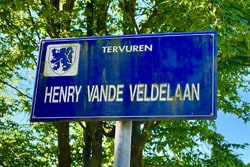 VAN DE VELDELAAN